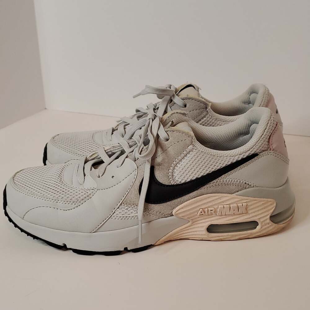 Nike - Picture 3 of 13